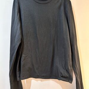 Men's Black Long-Sleeve Crew Neck Shirt